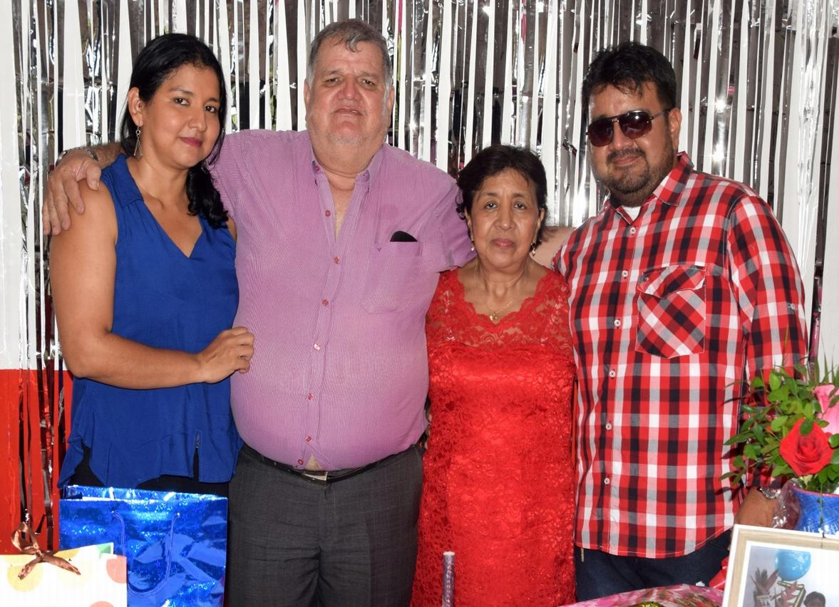 Olga Lorena Rodríguez, Álvaro Rodríguez, María Olga Yanguma y Álvaro Iván Rodríguez.